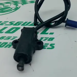 Foto de Sensor de caballete Yamaha XMAX 250I referencia 283-22-37575