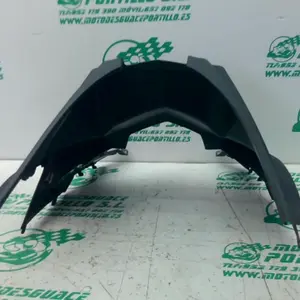 Foto de Carcasa bajo asiento Sym JET 14 125 LC referencia 194-23-46833 foto 2