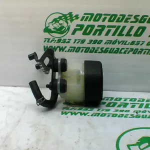 Foto de Depósito del líquido de frenos BMW F 800 ST referencia 312-19-28755 foto 6
