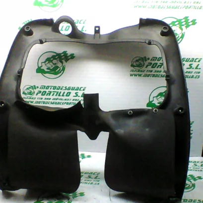 Foto de Contraescudo Aprilia COMPAY 125 referencia 158-21-29474