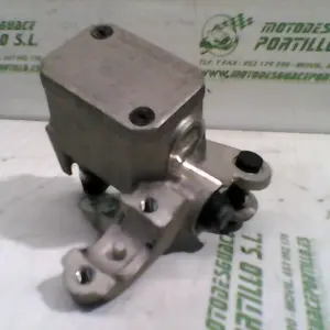 Foto de Bomba de freno delantero Yamaha Xcity 250 referencia 366-19-37341