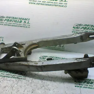 Foto de Basculante Honda CRM 75 R referencia 353-19-25760 foto 3