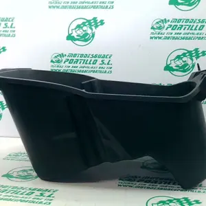 Foto de Porta-casco Yamaha Majesty 125 referencia 80-19-39332 foto 2