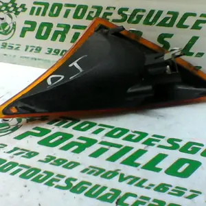 Foto de Intermitente delantero izquierdo Peugeot Speedfight 1 50 referencia 109-18-23345 foto 14