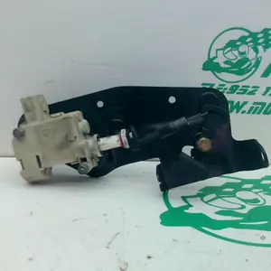 Foto de Motor de apertura de asiento Vespa Granturismo 125 referencia 426-22-44631 foto 4