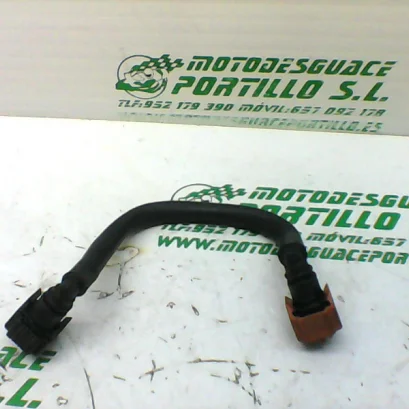Foto de Latiguillo de gasolina Yamaha FZ1-N referencia 177-19-21727