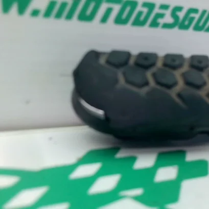 Foto de Reposapies delantero izquierdo Yamaha XT-125-X referencia 144-23-43821
