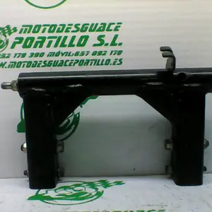 Foto de Soporte de motor Yamaha TRICITY 125I referencia 307-21-35604 foto 3