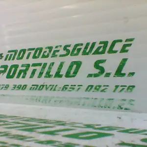 Foto de Intermitente delantero izquierdo Piaggio ZIP Aire 2T 2 50 referencia 88-20-38003 foto 18