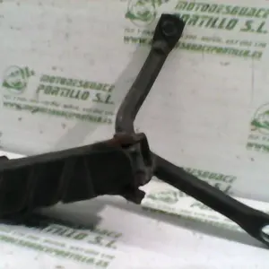 Foto de Reposapies trasero derecho Honda Dylan 125 referencia 21-18-11528 foto 4