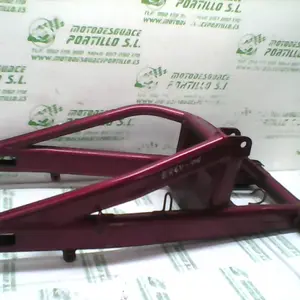 Foto de Basculante Kawasaki Er6n 650 referencia 8-16-11268 foto 2