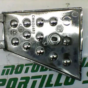 Foto de Embellecedor lateral derecho Piaggio X8 125 referencia 86-19-18592 foto 2