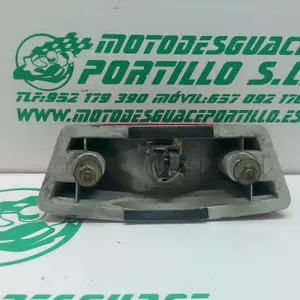 Foto de Piloto trasero Yamaha YBR 125 referencia 124-22-35380 foto 3