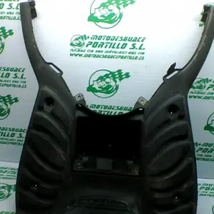 Foto de Suelo Aprilia Sport city 250 inyeccion 09-10 referencia 109-21-31699 foto 3
