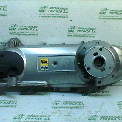 Foto de Tapa de cárter Aprilia Sport city 250 inyeccion 09-10 referencia 161-18-14868