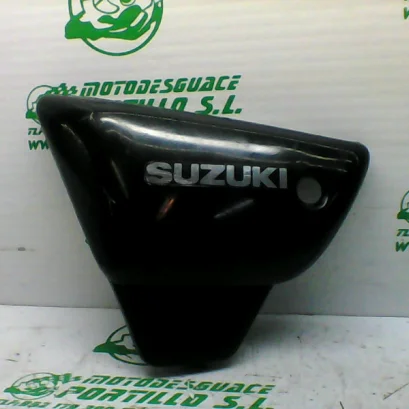 Foto de Carcasa bajo asiento izquierdo Suzuki Marauder 250 referencia 238-20-33975