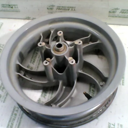 Foto de Llanta delantera Piaggio FLY 125 4T referencia 75-19-18459