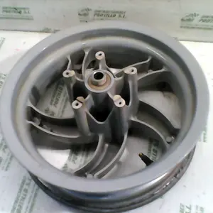 Foto de Llanta delantera Piaggio FLY 125 4T referencia 75-19-18459