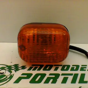 Foto de Intermitente delantero izquierdo PGO BIG-MAX 50 referencia 83-18-18813 foto 2