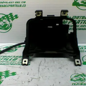 Foto de Caja batería Honda Pcx 125 referencia 181-23-46273 foto 9