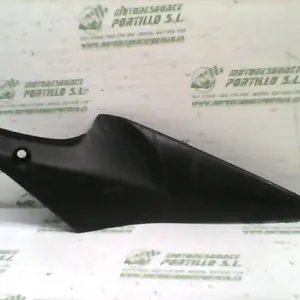 Foto de Carcasa bajo asiento derecho Suzuki Gsx 600 R referencia 12-16-10275 foto 2
