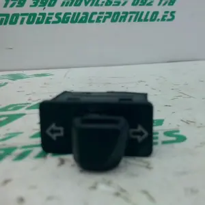 Foto de Interruptor de intermitente Honda SH 125I 13-16 referencia 65-24-47342
