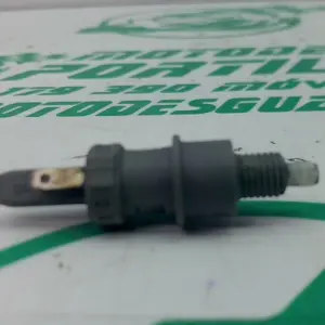 Foto de Sensor de freno trasero Peugeot Elystar 50 referencia 32-17-40854 foto 2