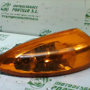 Foto de Intermitente trasero izquierdo Piaggio FLY 50 2T referencia 170-17-11730 foto 2