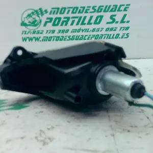 Foto de Intermitente trasero derecho Honda Pcx 125 referencia 181-23-46257 foto 19
