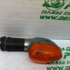 Foto de Intermitente trasero izquierdo Yamaha YBR 125 i referencia 171-21-30483 foto 5