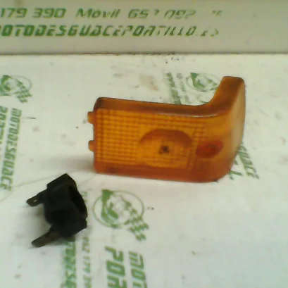 Foto de Intermitente delantero derecho Peugeot ST 50 referencia 37-18-12198