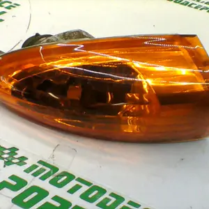 Foto de Intermitente trasero izquierdo Piaggio FLY 125 4T referencia 75-19-18239 foto 2
