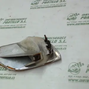 Foto de Intermitente delantero izquierdo Piaggio ZIP Aire 2T 2 50 referencia 88-20-38003 foto 14