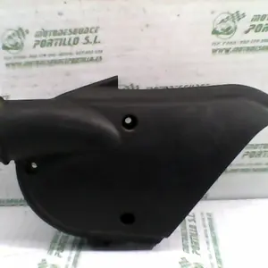 Foto de Embellecedor de tapa cárter Yamaha Majesty 125 referencia 126-18-13965 foto 4