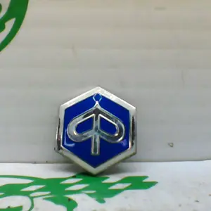 Foto de Emblema Piaggio MP3 YOURBAN 300 LT referencia 440-21-36757 foto 2