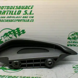 Foto de Asidero derecho Suzuki BURGMAN 125 - 15 referencia 179-20-35772 foto 2