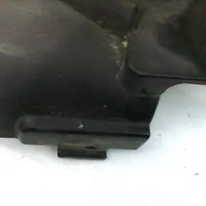 Foto de Embellecedor chasis derecho Yamaha YBR 125 i referencia 118-19-19505 foto 4