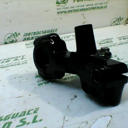 Foto de Soporte de maneta trasera Honda Pcx 125 referencia 181-23-46213