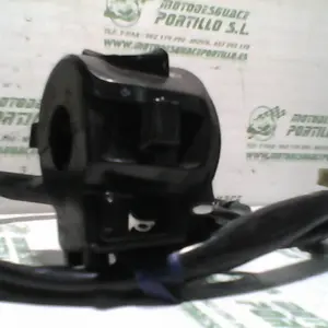 Foto de Piña izquierda Kymco Xciting 500 referencia 70-23-42876 foto 3