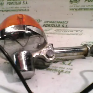 Foto de Intermitente trasero derecho Honda Shadow 50 referencia 108-17-9308