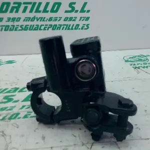 Foto de Bomba de freno delantero Kymco PEOPLE S 125 referencia 369-23-46737 foto 3
