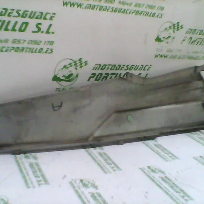 Foto de Carcasa lateral derecha Keeway SILVERBLADE 125 12-13 referencia 116-17-11643