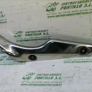 Foto de Embellecedor del tubo escape Suzuki GLADIUS SFV 650 I referencia 202-18-16096 foto 2