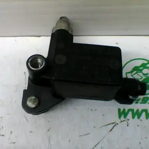 Foto de Bomba de freno delantero Honda SH MODE referencia 413-21-32584 foto 6