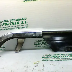 Foto de Cubre cadena Suzuki Marauder 250 referencia 193-21-33264 foto 4