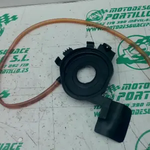 Foto de Rebosadero de gasolina Honda SH 125I 13-16 referencia 65-24-47354 foto 9