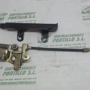 Foto de Cerradura del asiento Honda CBF 250 referencia 180-20-33910 foto 2