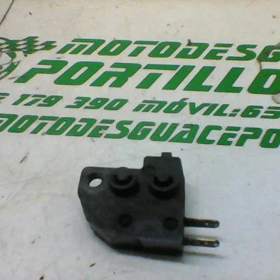 Foto de Sensor de freno delantero Suzuki SV 650 S referencia 332-19-25455