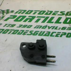 Foto de Sensor de freno delantero Suzuki SV 650 S referencia 332-19-25455