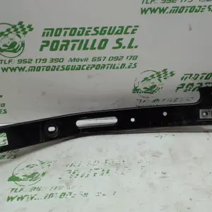 Foto de Soporte suelo izquierdo Piaggio X9 125 referencia 67-17-6755
